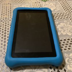 Amazon Kindle Fire 7 With Case