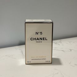 CHANEL NUM.5 Brand New Fragance 