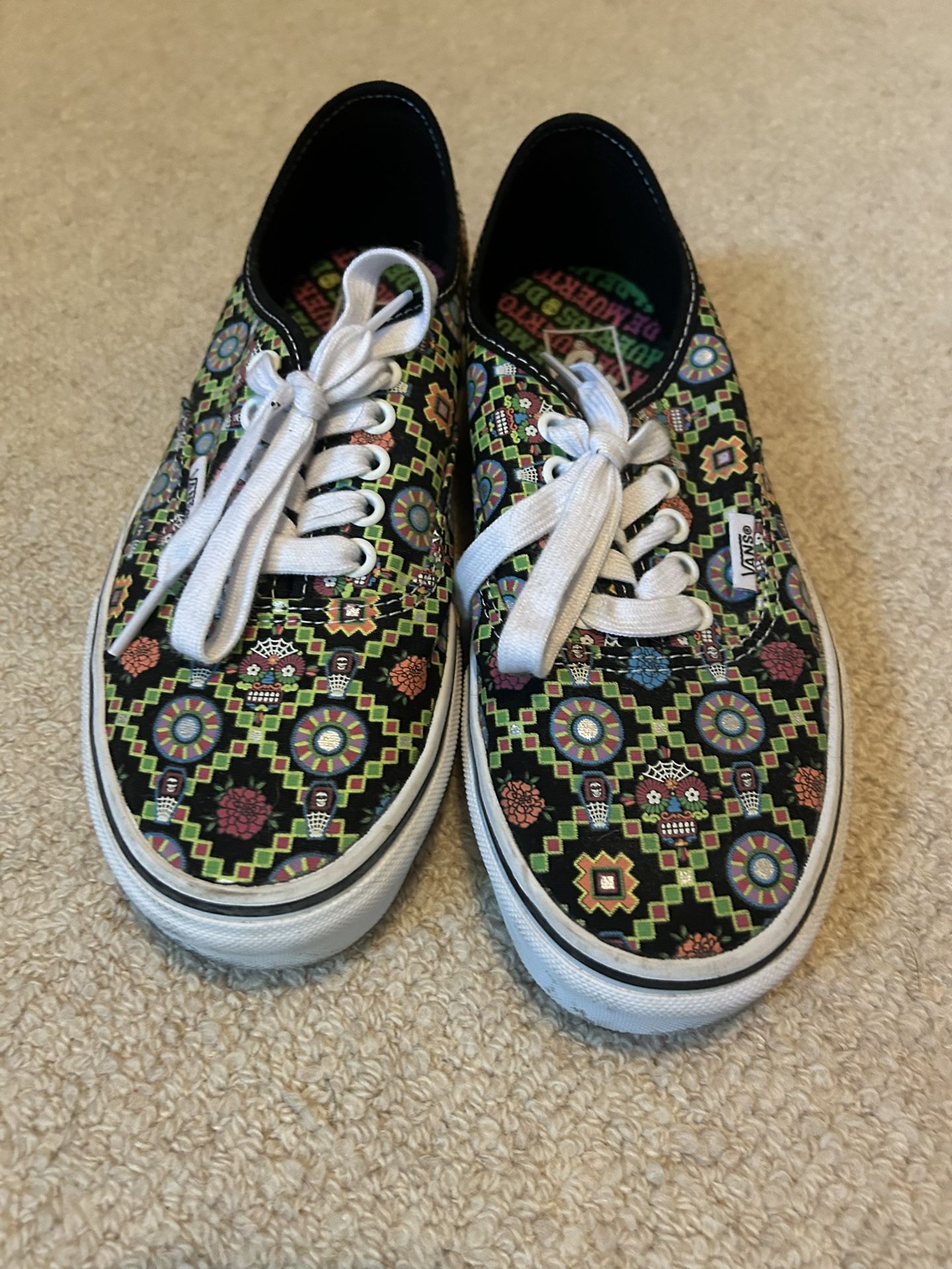 Vans Dia de los Muertos Shoes (Women’s 8)👟