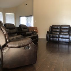 BRAND NEW RECLINER LIVING ROOM! 2 PIECE $1095! 3 PIECE $1295! PRICE INCLUDES DELIVERY!!  AVAILABLE IN BROWN AND BLACK COLORS!   2