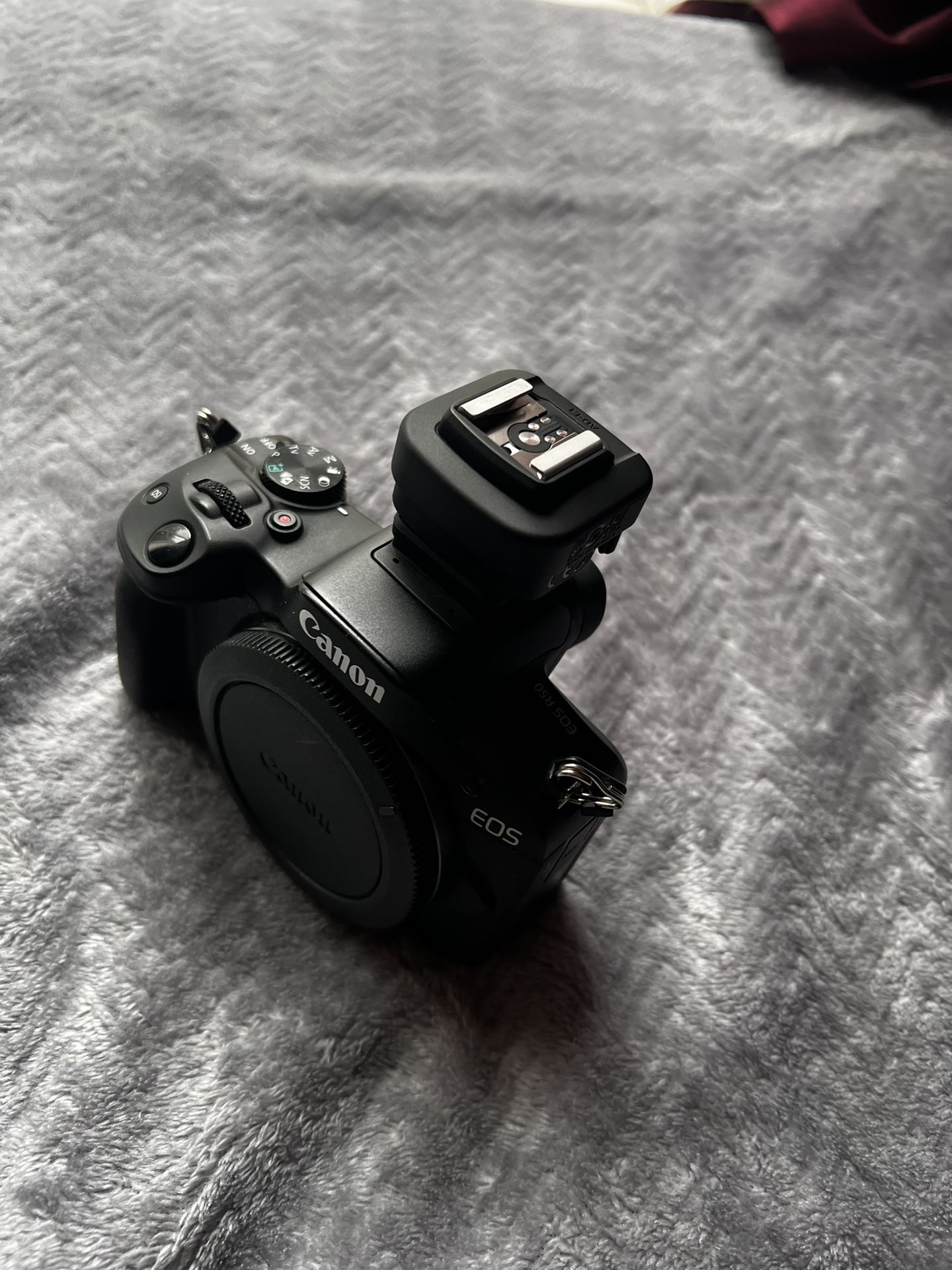Canon AD-E1 Flash Adapter
