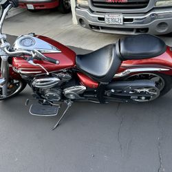 2015 Yamaha V star 950