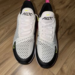 2019 Nike Air Max 270 'Volt Fuchsia'