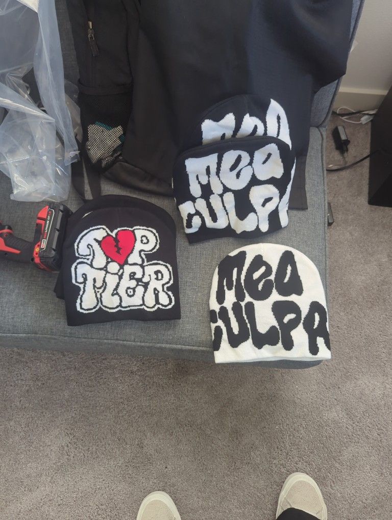 Beanies For 6$