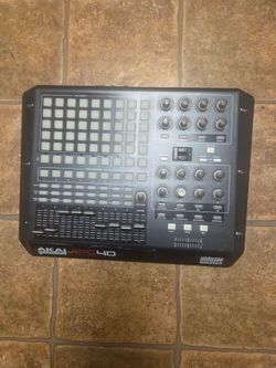 Akai Professional APC 40 Ableton Controller - Midi Mixer/Control Surface