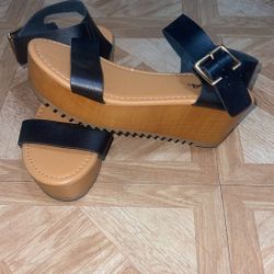 Womens Size 7 1/2 Brand New Soda Brand