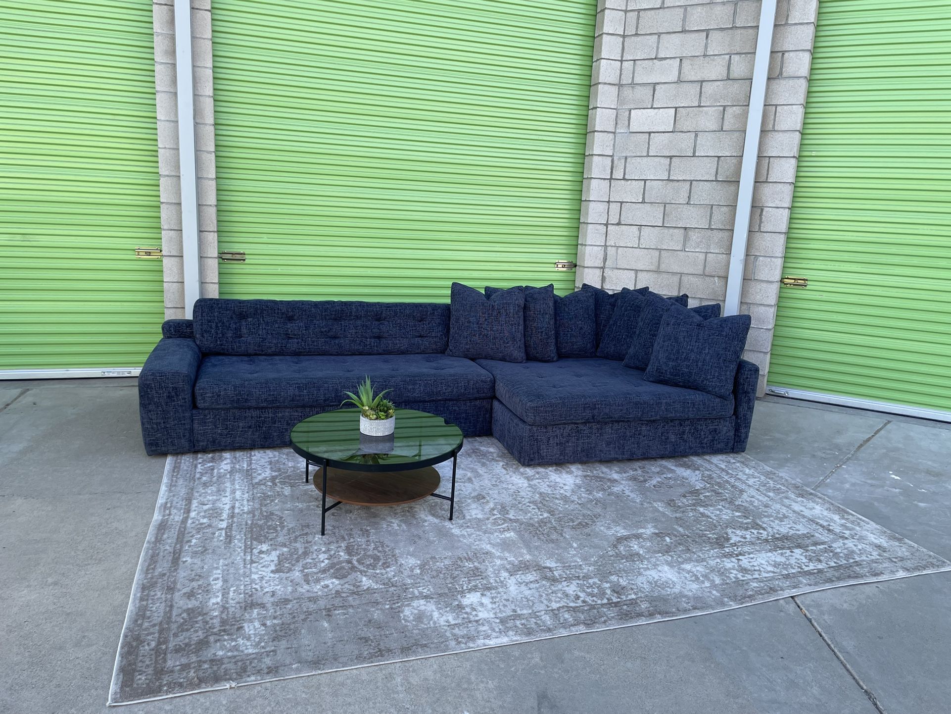 *Free Delivery* Macys Sectional Couch Sofa 