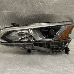 2019,2020,2021 Nissan Altima Left Headlight