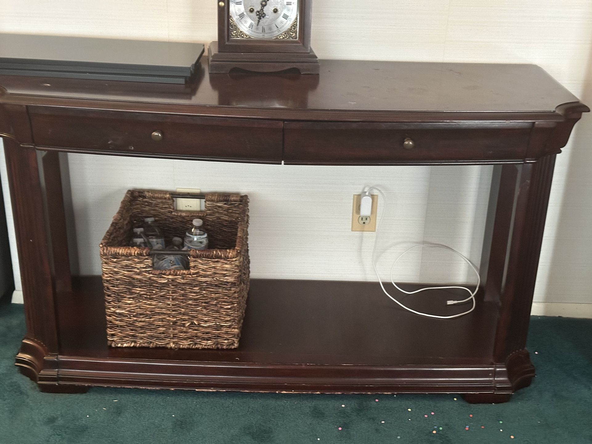 Coffee table set Broyhill