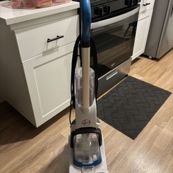 Hoover PowerDash Pet Compact Carpet Cleaner