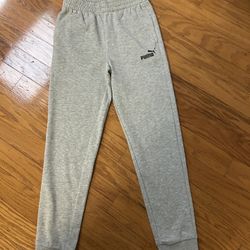NWT Puma Kids Jogger Size L 14/16