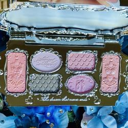 Gorgeous Makeup Lot FK