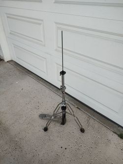 Drum stand