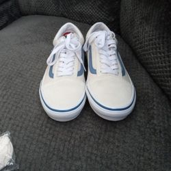Katie And Blue Vans Size 6.0