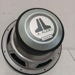 1 - 10" JL Audio 10W3V3-4 Subwoofer 