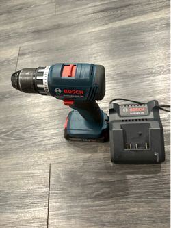 Bosch power drill with charger 18V