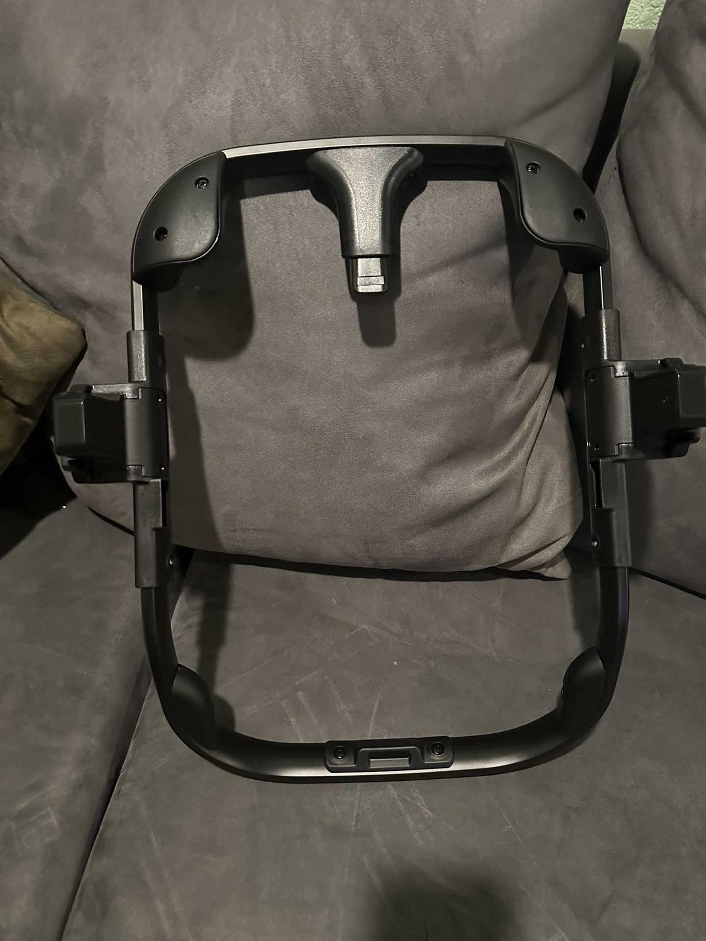 Nuna infant car seat ring adapter