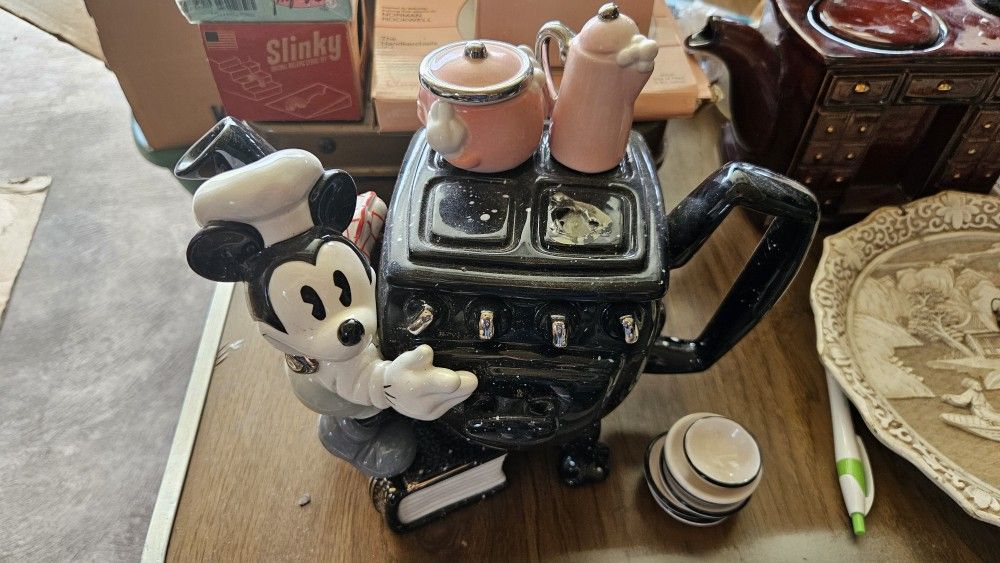 Mickey Mouse Stove Teapot 