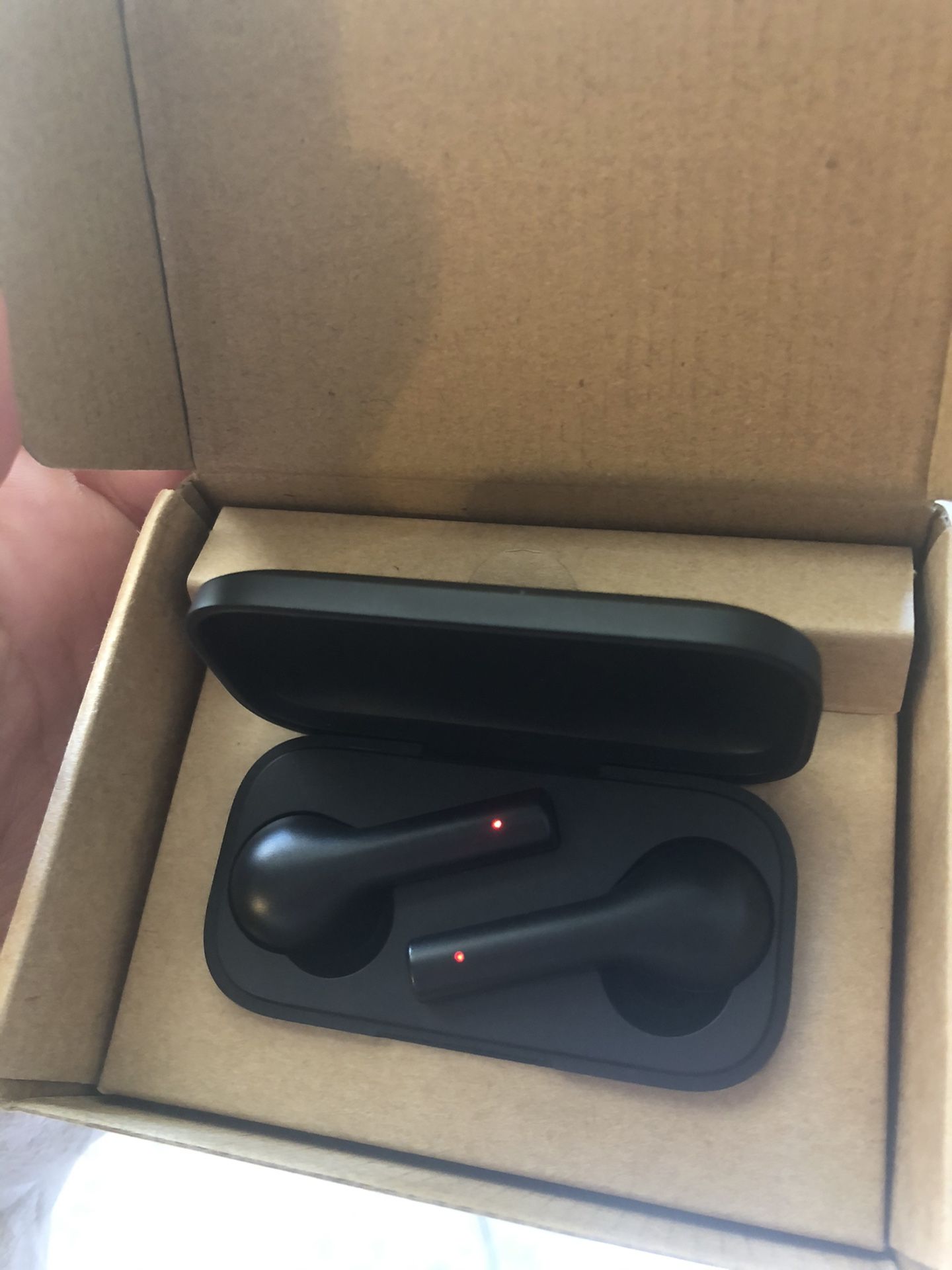 AUKEY True Wireless Earbuds, Bluetooth 5 Headphones in Ear with Charging Case, Hands-Free Headset with Noise Cancellation Mic, Touch Control, 25 Hour
