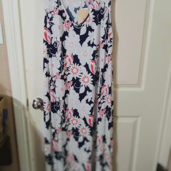  New S J S  Woman's  Navy   And White Floral Sleeveless  Summer Long Dress Size 2X 