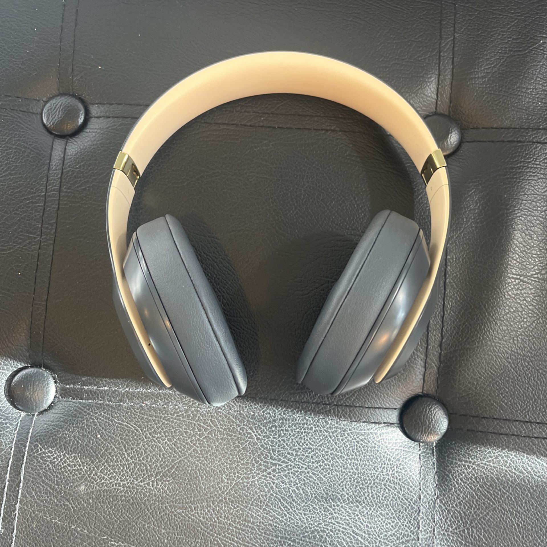 Beats Studio3 Wireless Noise Canceling Headphones