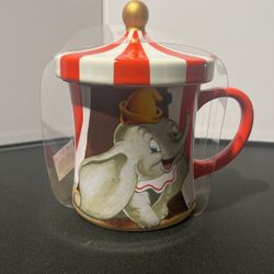 Disney Dumbo  mug With Lid New In Box 