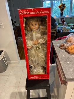 New 24” Elco 1980s angel motionetts figure
