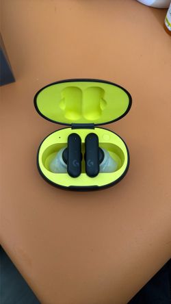 Logitech G Fits Earbuds