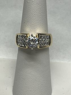18k Invisible Set Diamond Ring