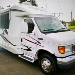 2006 Born Free Motorcoach