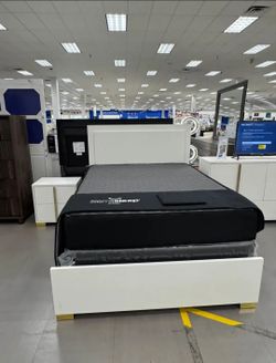 Juego de cuarto Queen nuevo preguntar precio ask for price