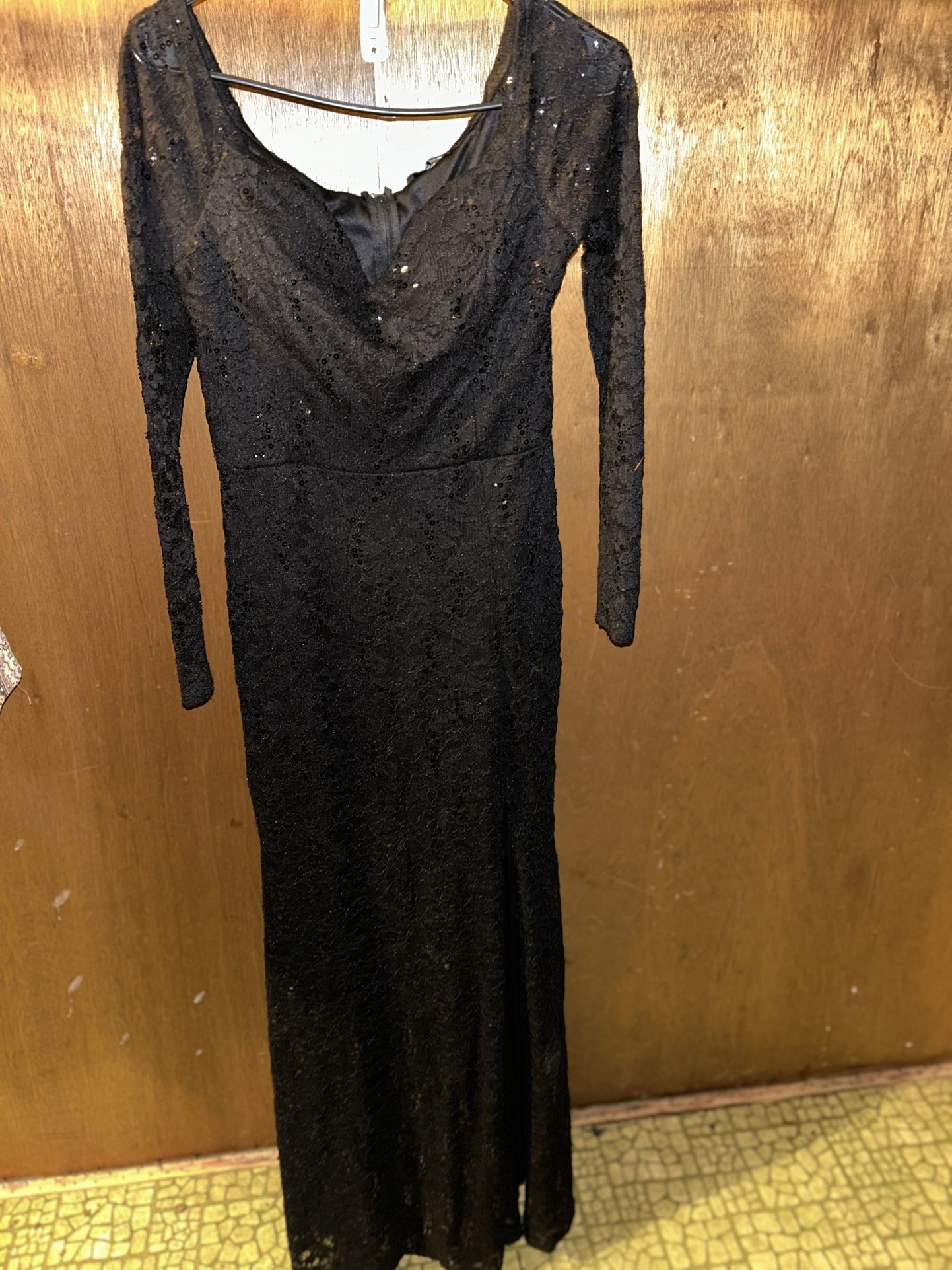 Black Prom Dress/ Vestido Negro 