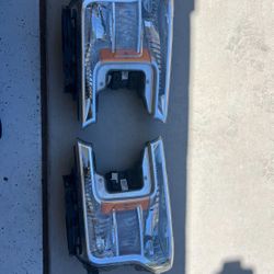 2018 Ford F150 OEM Headlights 