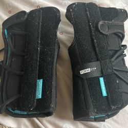 Left/Right Hand/Wrist Braces