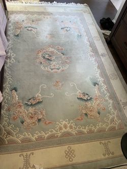 Unique Chinese rug