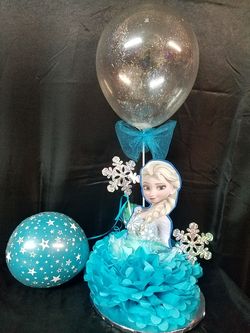 Frozen theme balloon centerpieces