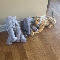 Large Stuffed Animals