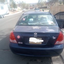 2005 Hyundai Elantra 