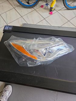 Faro delantero derecho Buick Regal 2017