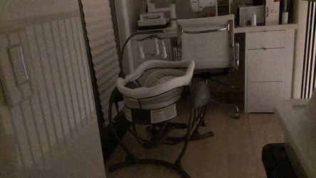 Graco DuoGlider Crib