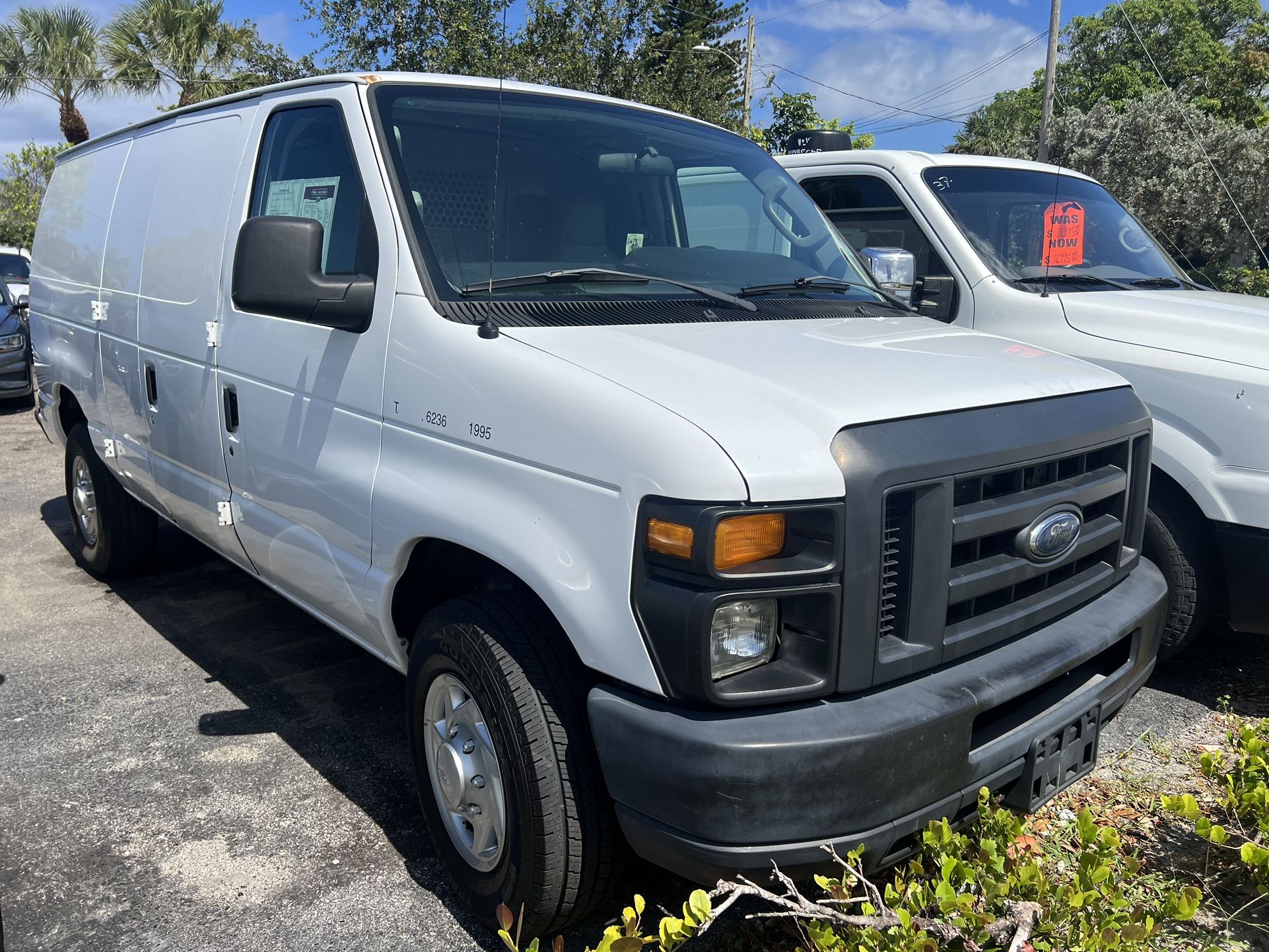 2013 Ford E-250