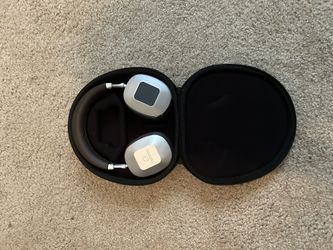 High Quality Vernte Custos Smart Headphones