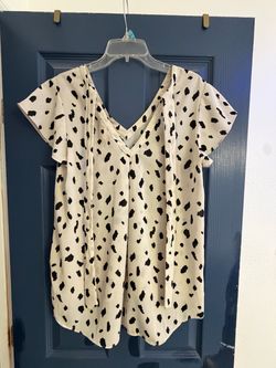 Everleigh Dalmatian Print V-Neck Flutter Sleeve Top Size S