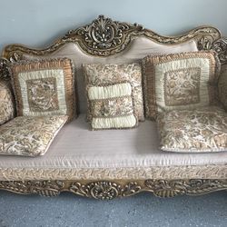 Vintage Living Room