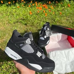 jordan 4 white thunder 