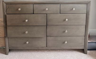 Dresser Nightstand and Lamp