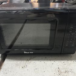 MUST GO ASAP - ALMOST BRAND NEW MICROWAVE