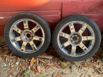I’m Selling As Is This Two Cadillac Escalade 6-Lug Wheels With No Center Caps And Tires No Good