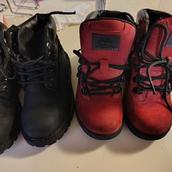 In Decent Shape Tims Boys Size 9 & 11