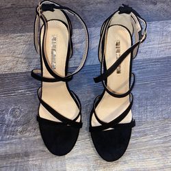 Liliana Black High Heel Shoes SIZE 8 